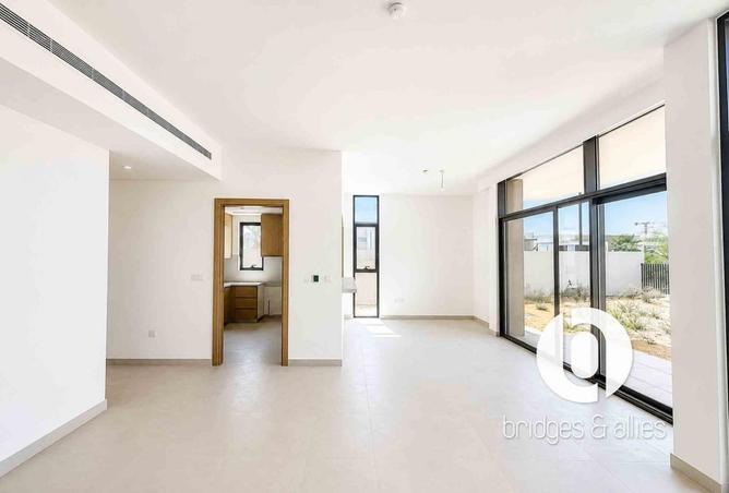 98704525 - Property Main Image
