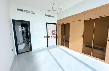 شقة - 2 غرف نوم - 2 حمامات للايجار في سكايز من دانوب - ارجان - دبي