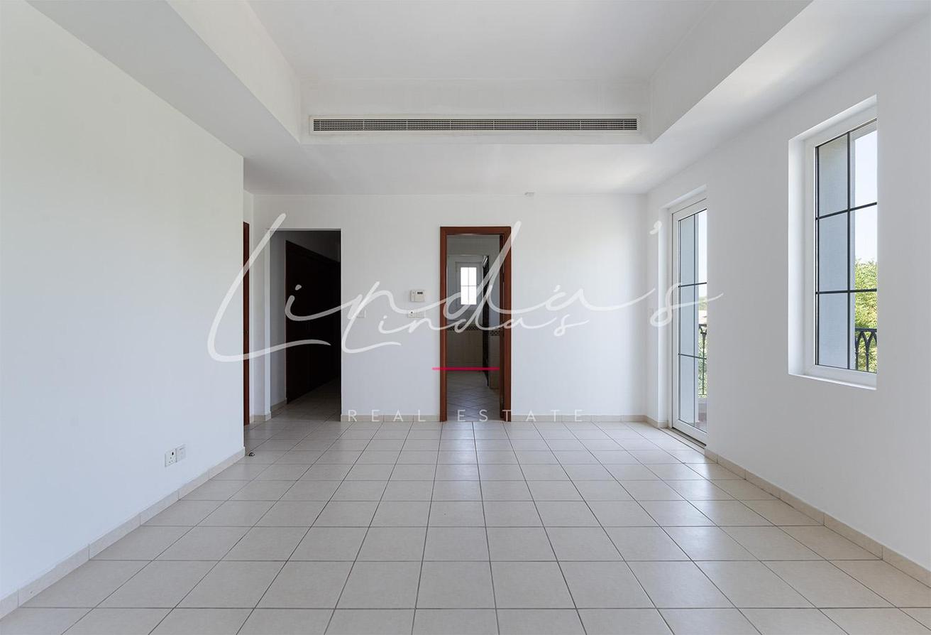 Single Row | well maintained | Prime location photo 21