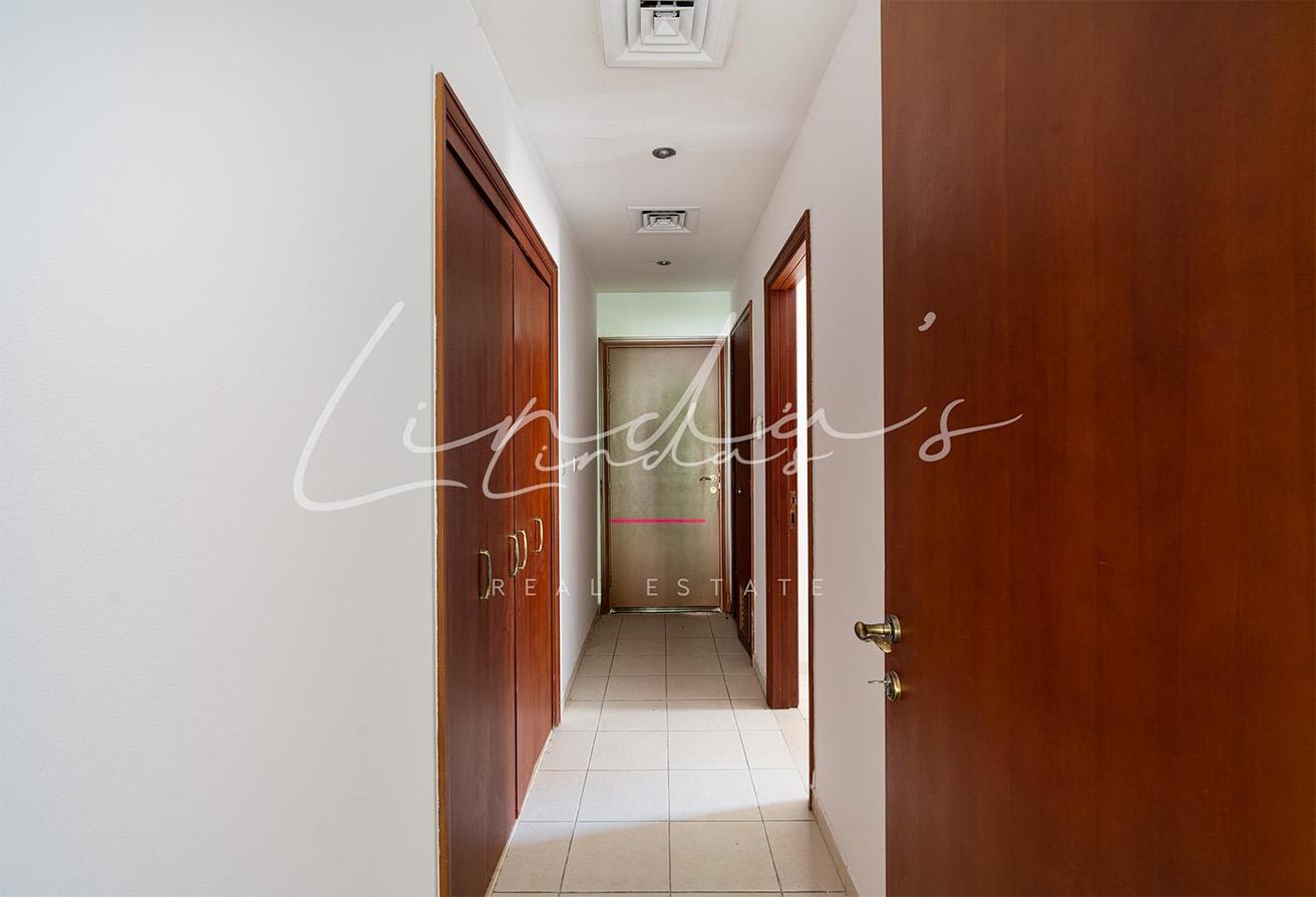 Single Row | well maintained | Prime location photo 14