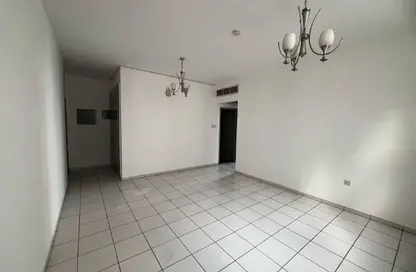 Apartment - 1 Bedroom - 2 Bathrooms for rent in New Al Taawun Road - Al Taawun - Sharjah