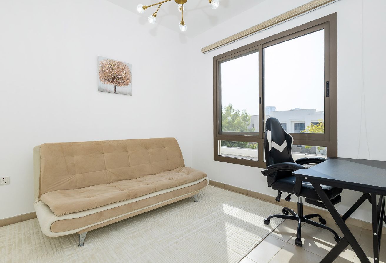 3 bedroom townhouse in Hayat Townhouses, Town Square: 16