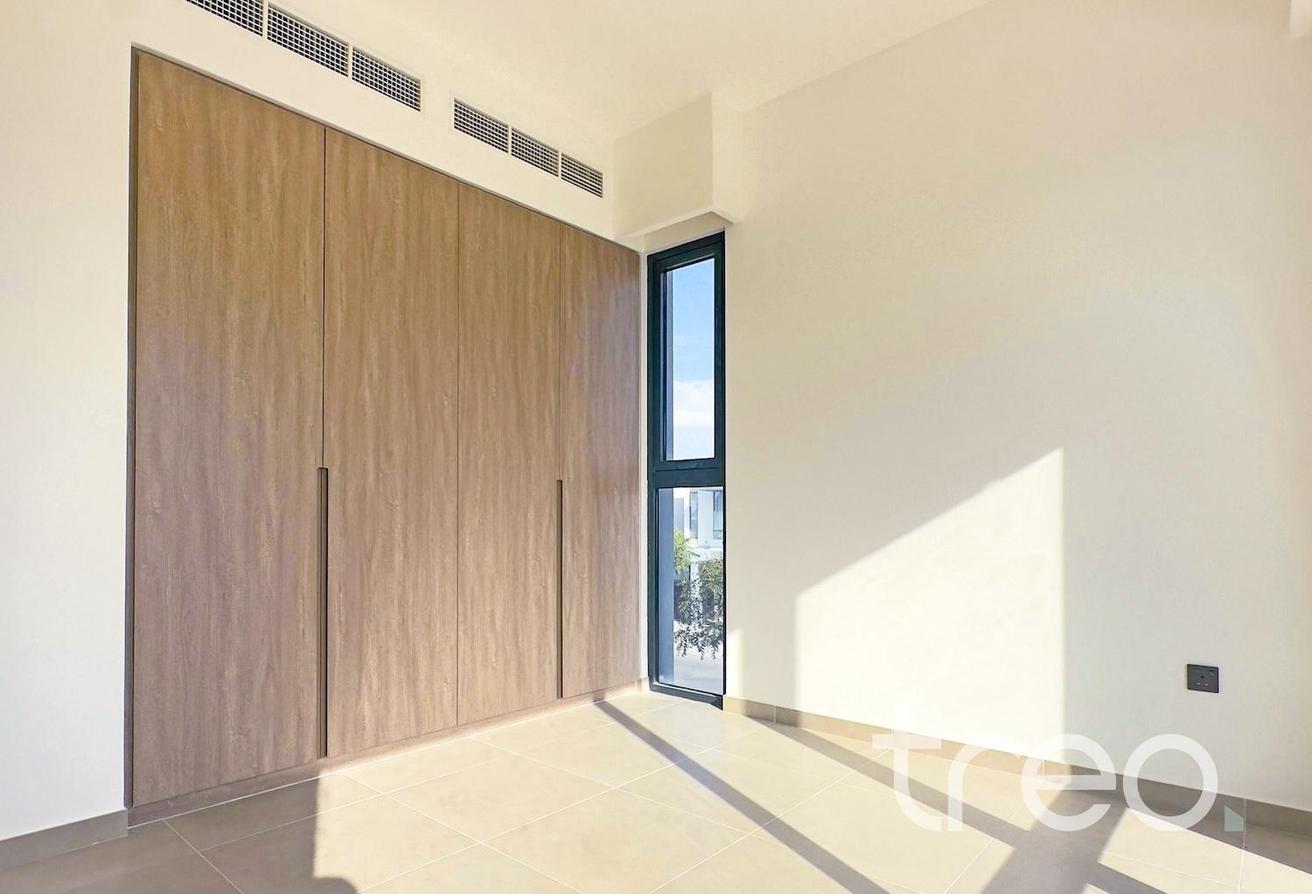 True Corner | Landscaped | Available Now photo 9
