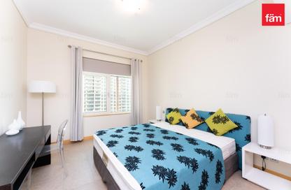 Apartment - 2 Bedrooms - 3 Bathrooms for rent in Al Das - Shoreline Apartments - Palm Jumeirah - Dubai