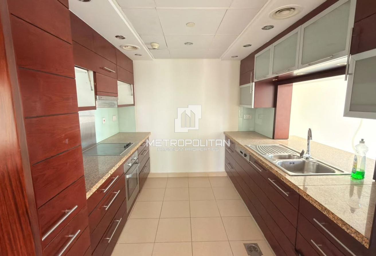 Big Layout | Downtown view | High Floor | Spacious photo 4