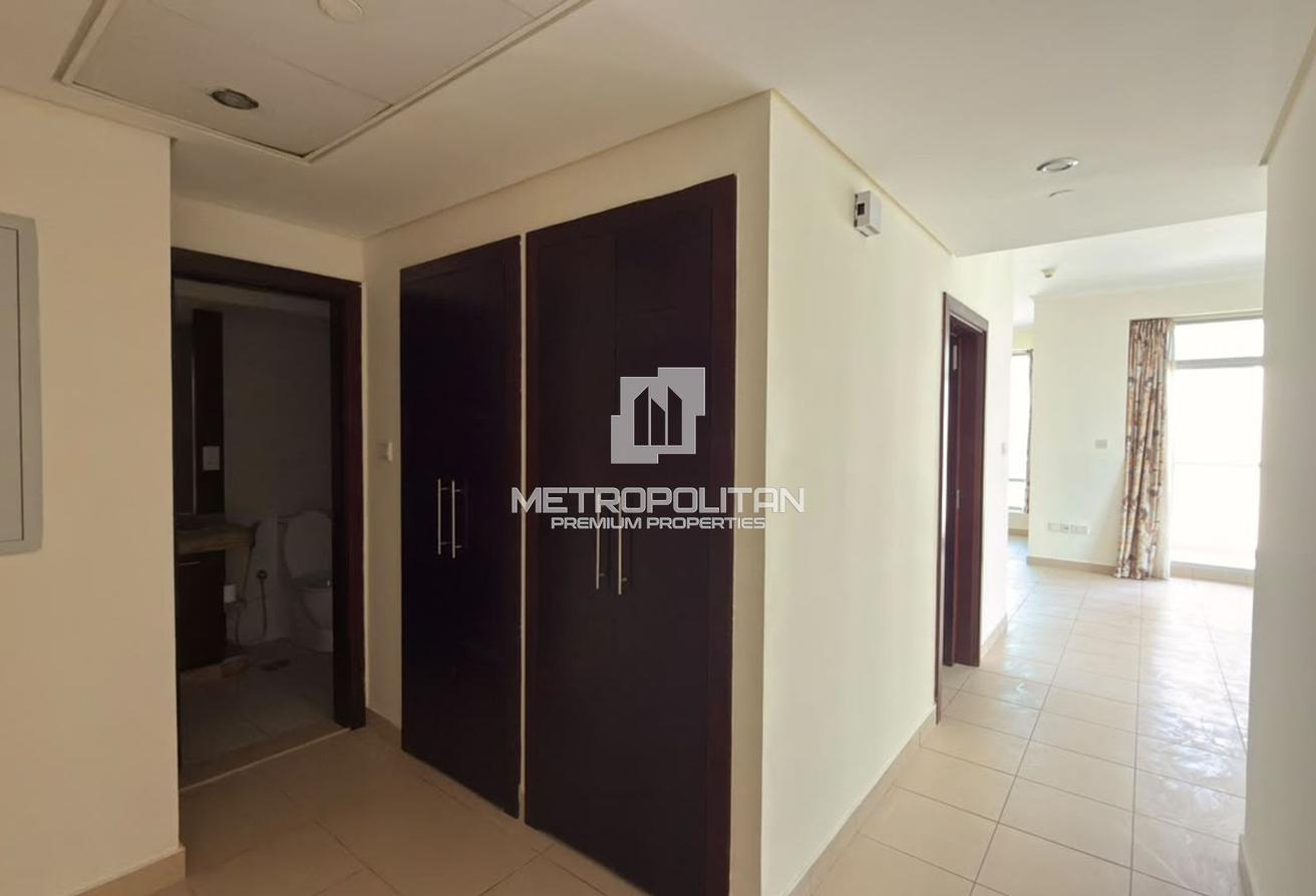 Big Layout | Downtown view | High Floor | Spacious photo 12