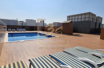 شقة - 2 غرف نوم - 2 حمامات للبيع في برج حمزة - مدينة دبي الرياضية - دبي