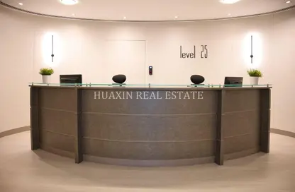 مكتب - 2 غرف نوم - 3 حمامات للايجار في فندق H - شارع الشيخ زايد - دبي