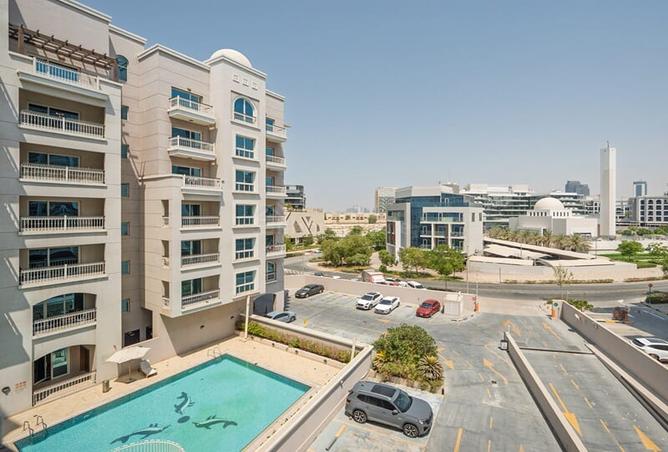 Upgraded 2BR | Master BR | Spacious Layout | Arjan photo 2