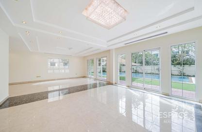 Villa - 4 Bedrooms - 5 Bathrooms for rent in District 8G - Jumeirah Village Triangle - Dubai