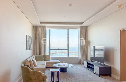Apartment - 1 Bedroom - 2 Bathrooms for rent in The Palm Tower - Palm Jumeirah - Dubai