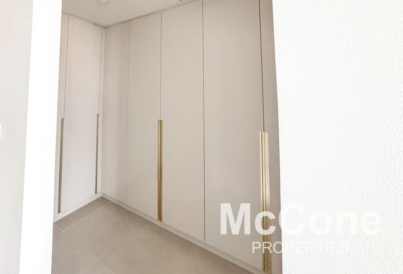 Ready Now | Best Location | Spacious photo 14
