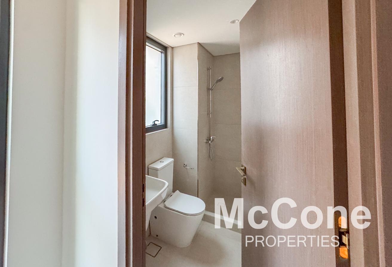 Ready Now | Best Location | Spacious photo 17