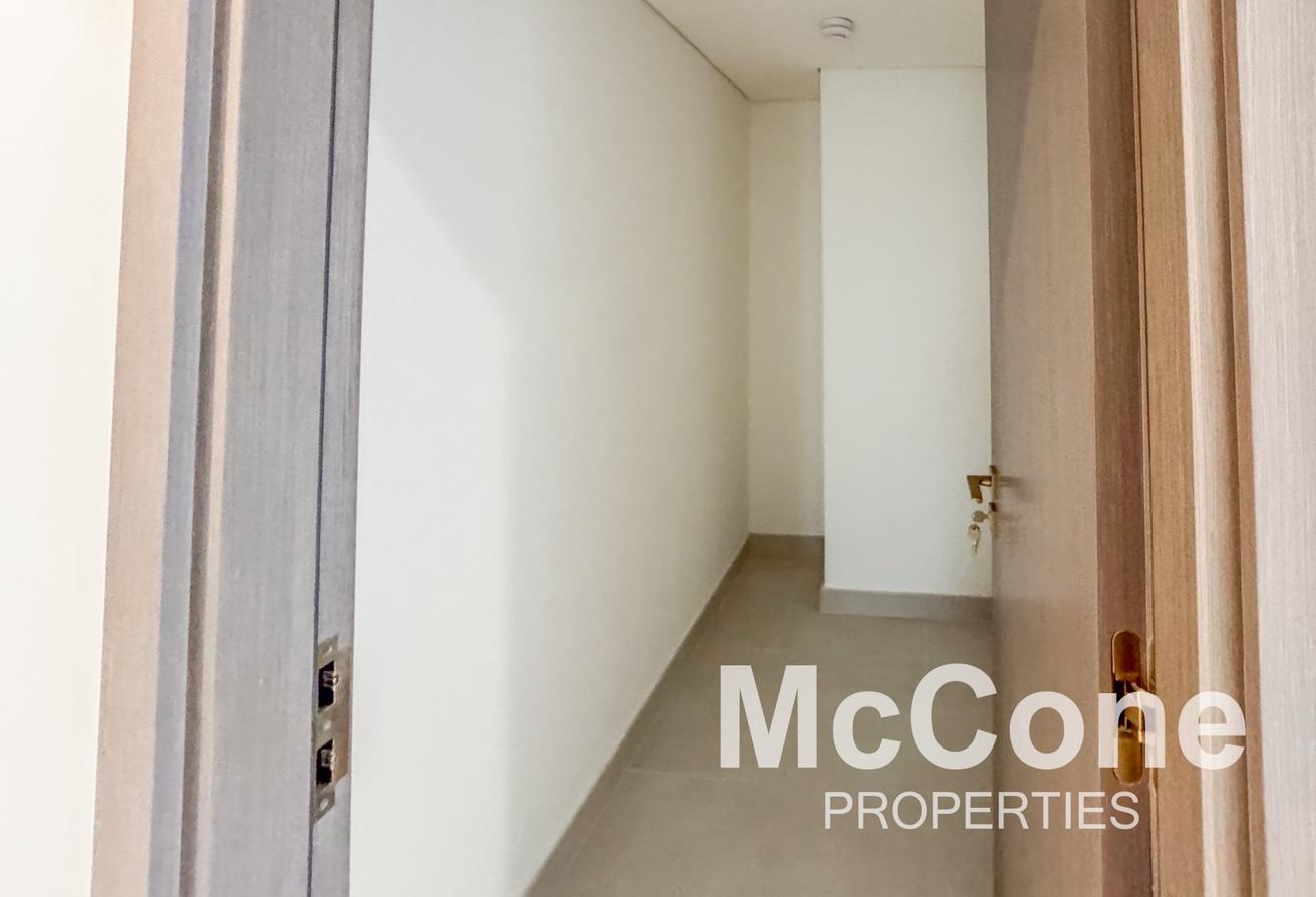 Ready Now | Best Location | Spacious photo 13