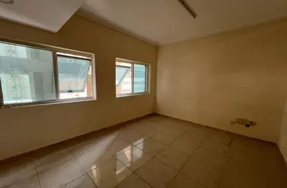Apartment - 1 Bedroom - 1 Bathroom for rent in Qasimia 10 building - Al Mahatta - Al Qasimia - Sharjah