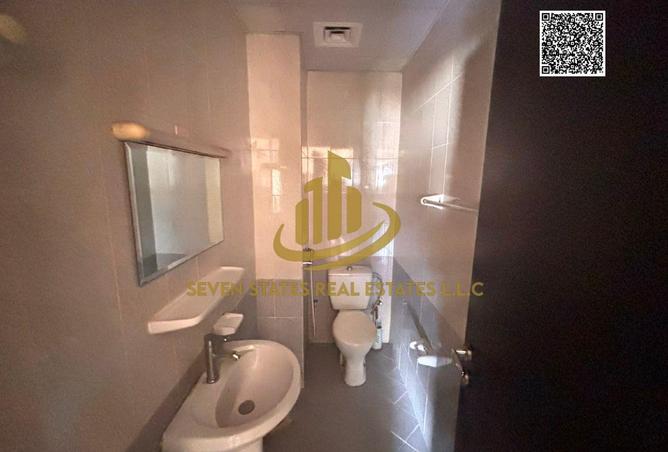122933595 - Property Image 3