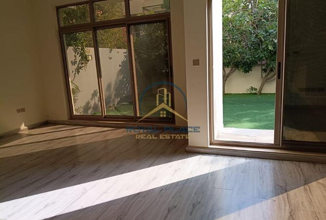 54003047 - Property Image 3