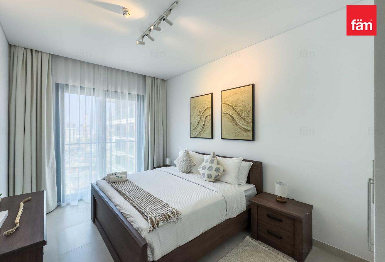 Park View | Prime Location | Luxury | Spacious photo 9
