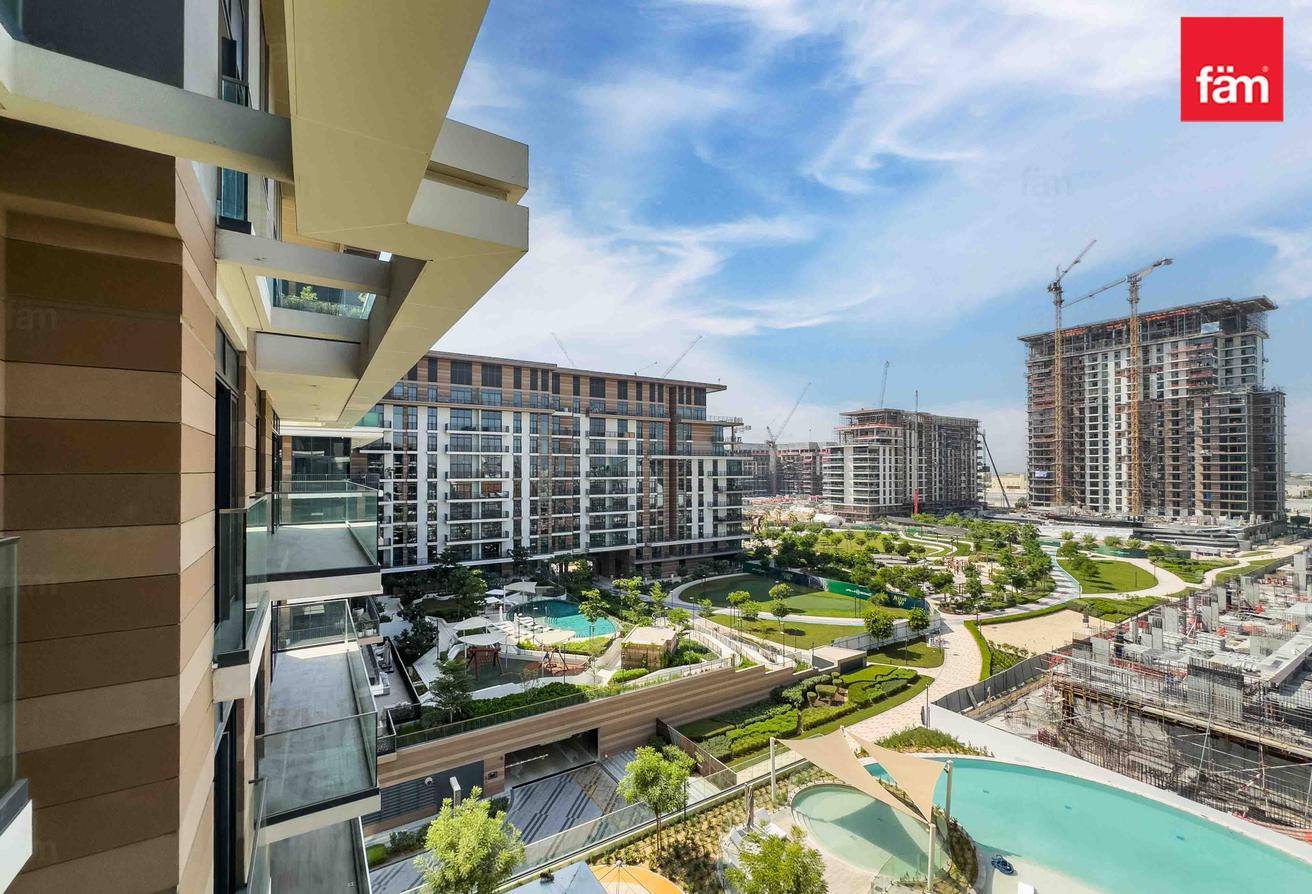 Park View | Prime Location | Luxury | Spacious photo 18