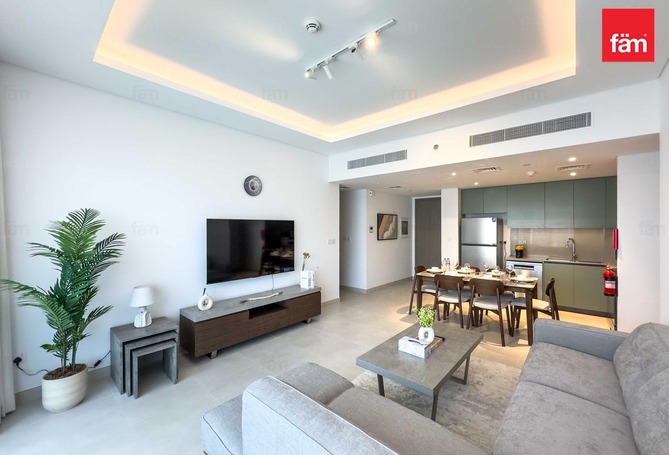 Park View | Prime Location | Luxury | Spacious photo 5