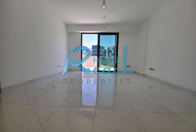 98720231 - Property Image 3
