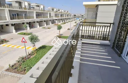 تاون هاوس - 4 غرف نوم - 4 حمامات للايجار في كاميليا - داماك هيلز 2 - دبي