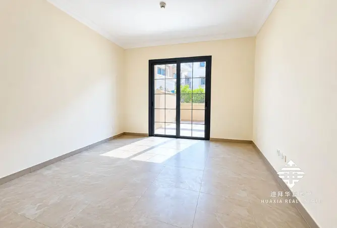 151923895 - Property Image 2