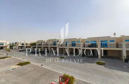 Townhouse - 3 Bedrooms - 4 Bathrooms for sale in Victoria - Damac Hills 2 - Dubai