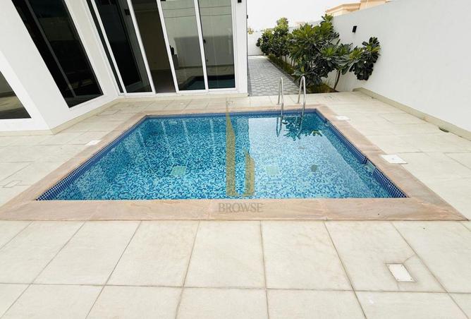 62854431 - Property Image 2