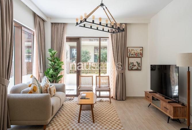 98270239 - Property Image 3