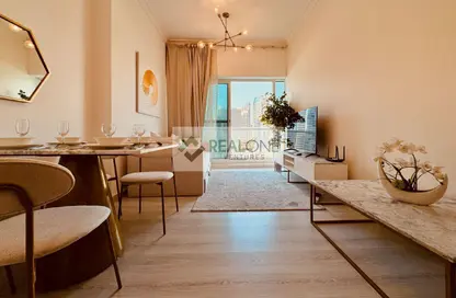 Apartment - 1 Bedroom - 2 Bathrooms for rent in Mayfair Residency - Business Bay - Dubai Apartment - 1 Bedroom - 2 Bathrooms for rent in Mayfair Residency - Business Bay - Dubai