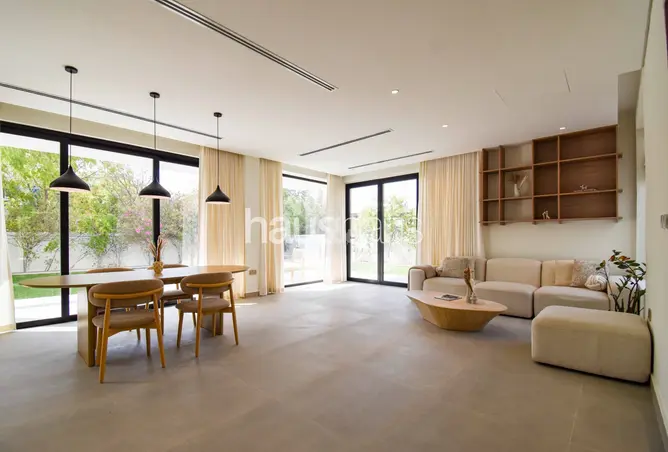 141450096 - Property Image 2