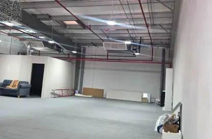 Shop - Studio - 1 Bathroom for rent in Ali Mousa Building - Al Sajaa Industrial - Al Sajaa - Sharjah