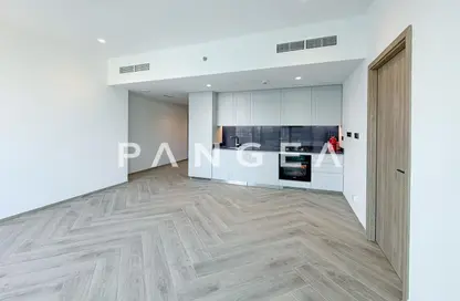 Apartment - 1 Bedroom - 1 Bathroom for rent in Peninsula Three - Peninsula - Business Bay - Dubai