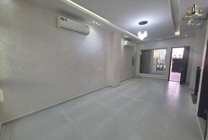 84087368 - Property Image 3