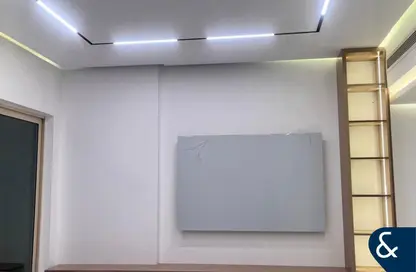 شقة - 2 غرف نوم - 2 حمامات للايجار في الغزلان  2 - الغزلان - جرينز - دبي