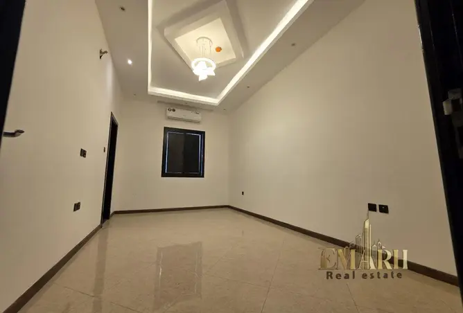 154166885 - Property Image 3