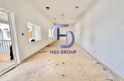 Apartment - 6 Bedrooms - 6 Bathrooms for rent in Al Azra - Al Riqqa - Sharjah