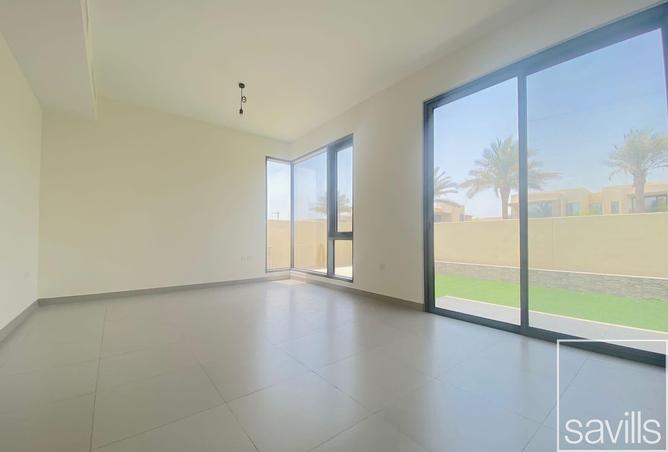 60517155 - Property Image 2