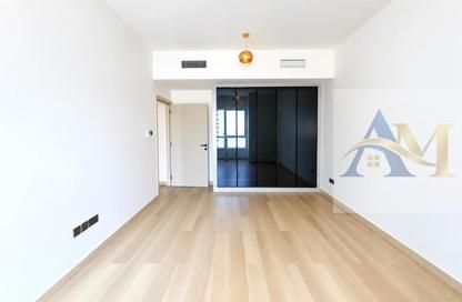 Apartment - 2 - 3 for rent in Al Ghazal Tower - Al Khan Lagoon - Al Khan - Sharjah