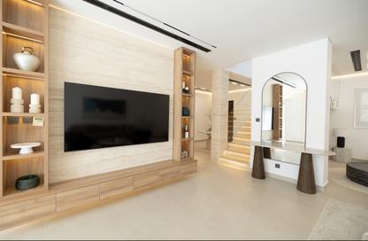 Villa - 3 Bedrooms - 3 Bathrooms for rent in Springs 14 - The Springs - Dubai