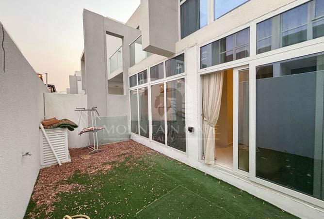 123828303 - Property Image 3