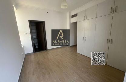 Apartment - 2 Bedrooms - 3 Bathrooms for rent in Ajman Creek Towers - Al Rashidiya 1 - Al Rashidiya - Ajman