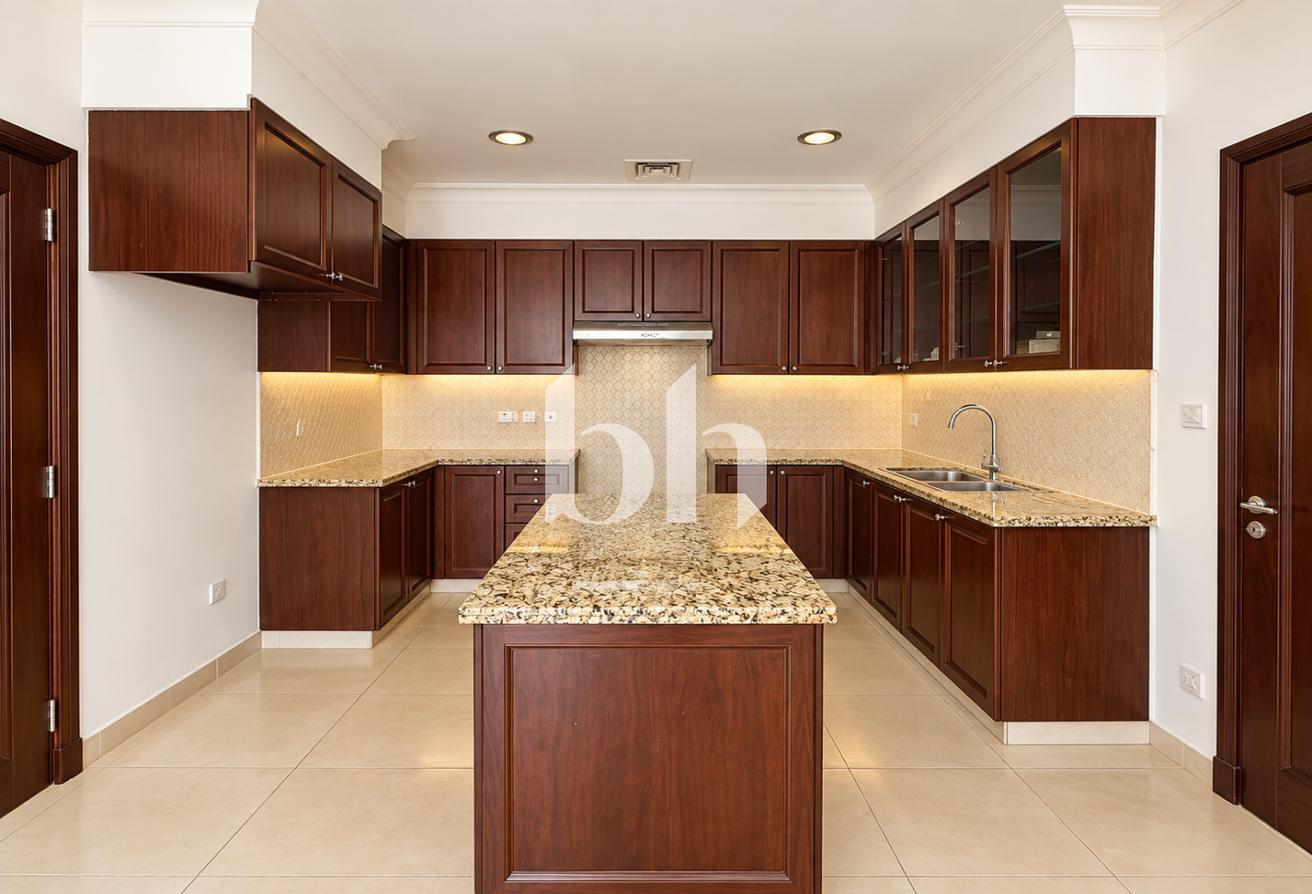 Type 2 | High Ceilings | Well Maintained | Maids photo 11