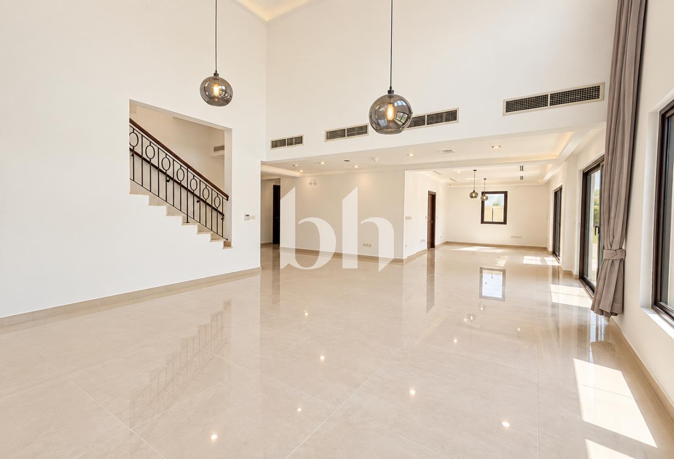 Type 2 | High Ceilings | Well Maintained | Maids photo 4