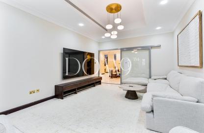 Villa - 3 Bedrooms - 6 Bathrooms for rent in Garden Homes Frond E - Garden Homes - Palm Jumeirah - Dubai