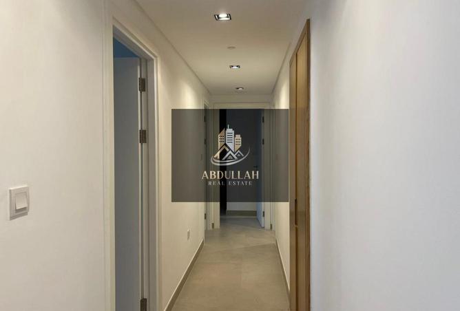 128823018 - Property Image 2