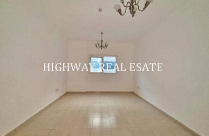 Apartment - 1 - 2 for rent in Al Mamzar - Al Mamzar - Sharjah - Sharjah