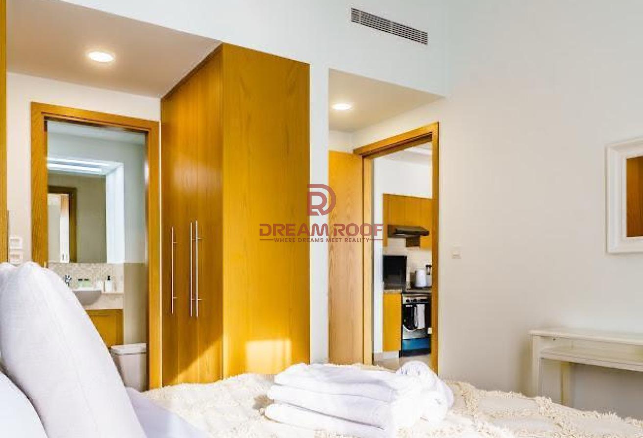 Stunning City Views | Prime Living photo 15