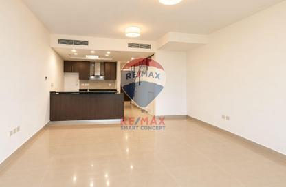 Townhouse - 2 - 3 for rent in Contemporary Style - Al Reef Villas - Al Reef - Abu Dhabi